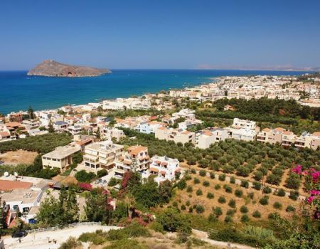 Uitzicht over Platanias op Kreta - Griekenland